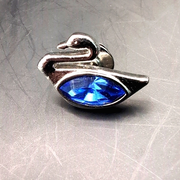 Authentic Genuine Swarovski Blue Crystal & Rhodium Lapel Pin Brooch - Picture 1 of 6